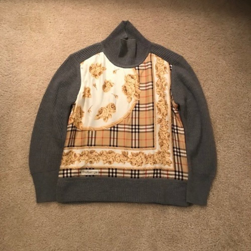 Burberry Women’s Gray Sweater